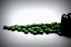zielone kapsułki sulforafanu